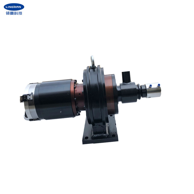 Solid Type 4 Jaws Laser Rotary Chuck Feeding Chuck For Pipe Cutter